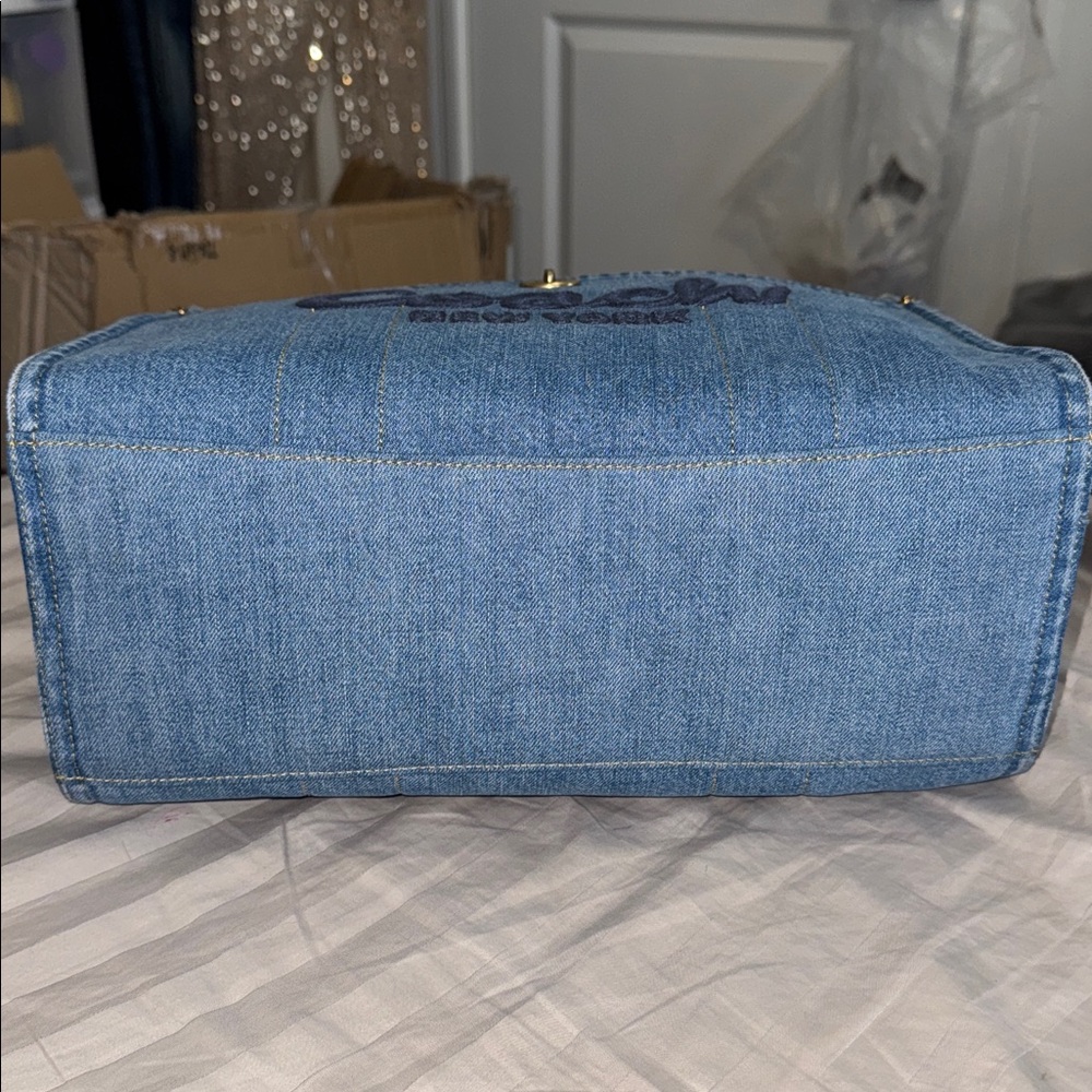 Coach Denim Cargo Medium Tote Sold Out - Picture 12 of 14